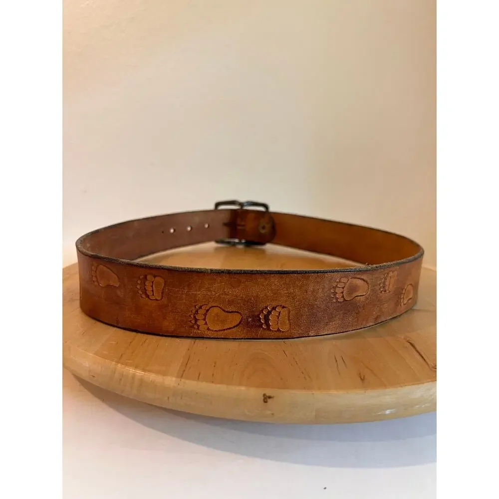 Vintage 90s Foot Print Distressed Genuine Leather Worn Buckle Belt Size Medium